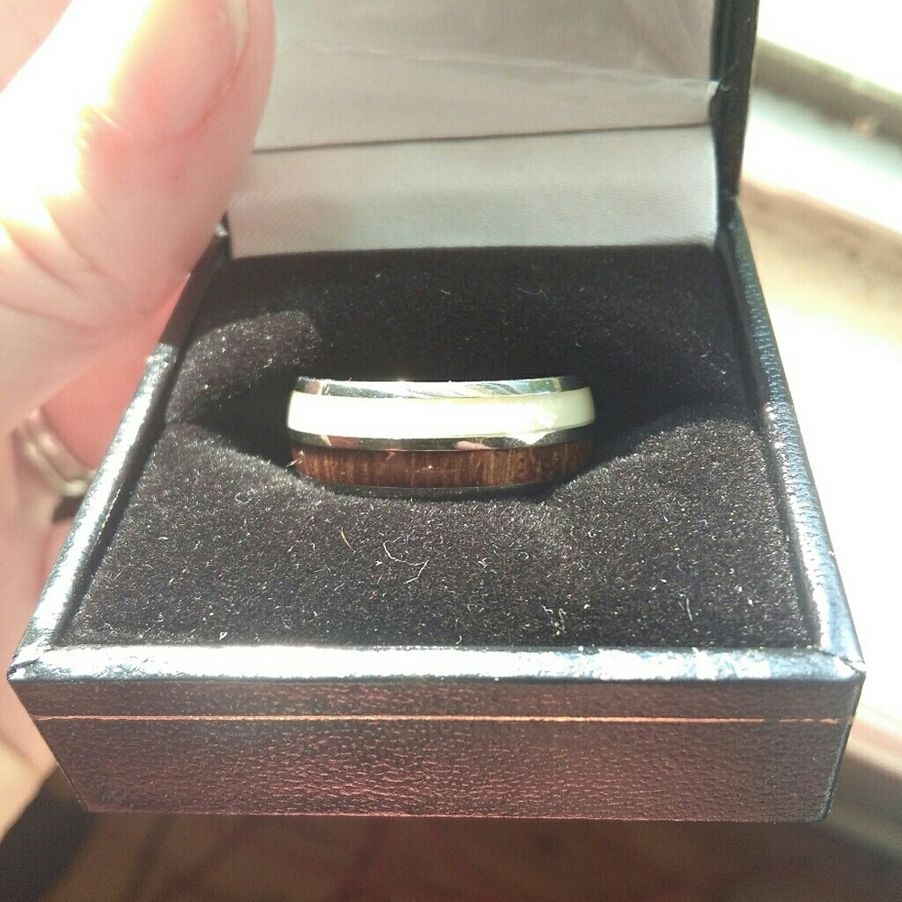 Men's deer antler and koa wood  titanium ring - Picture 6 of 6